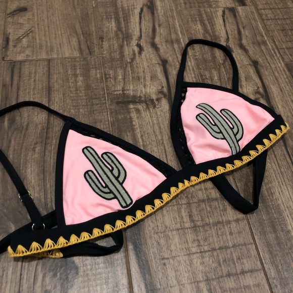 No Boundaries Other - Cactus swim top🏖